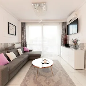 Apartment Danube Dwelling Hercegprimas 2, Budapest